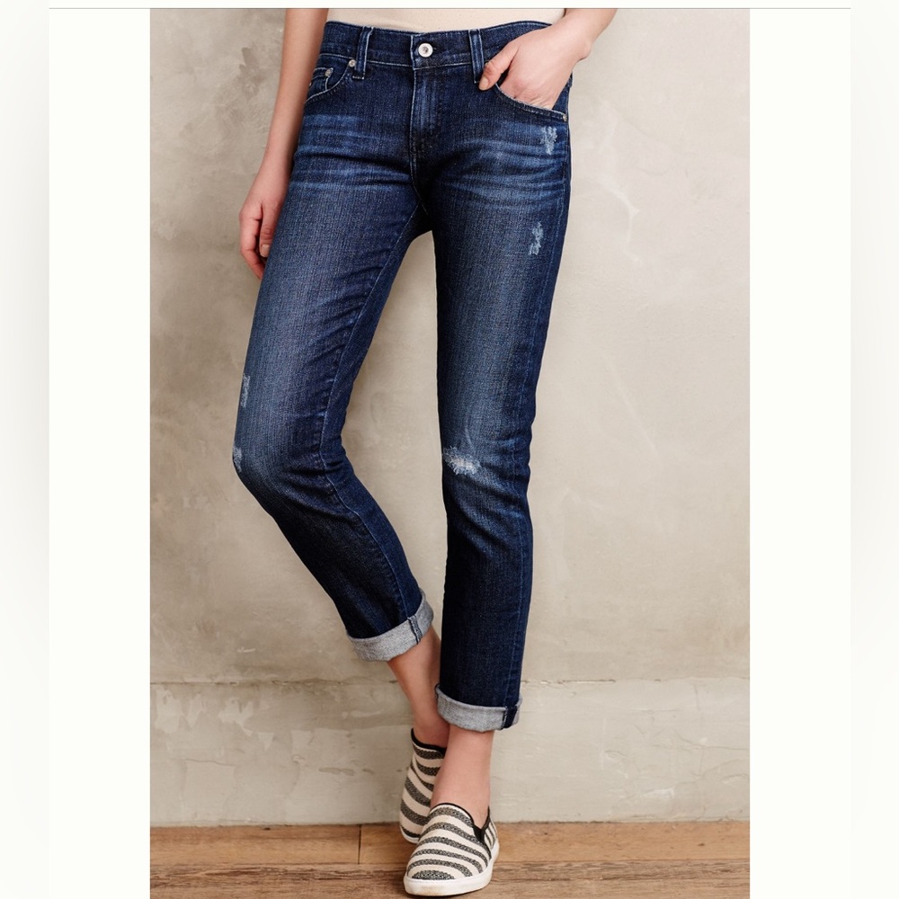 AG The Nolan relaxed slim distressed jean. 28R